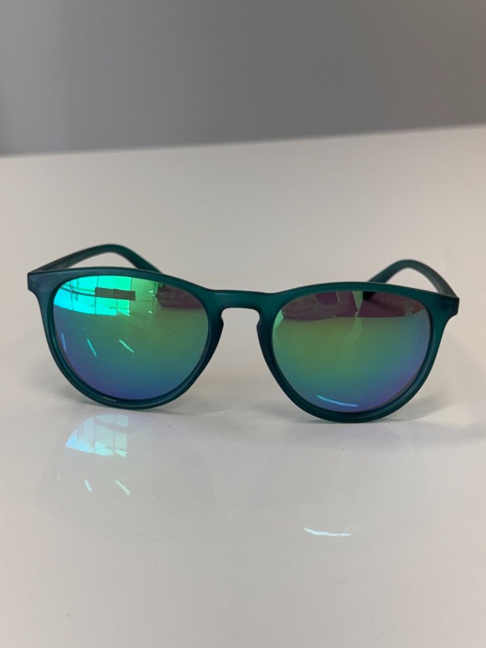 Polaroid Polarized Sunglasses | Matte Green | Gray Lenses